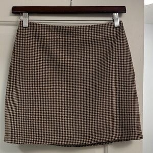 Classic Houndstooth Skirt